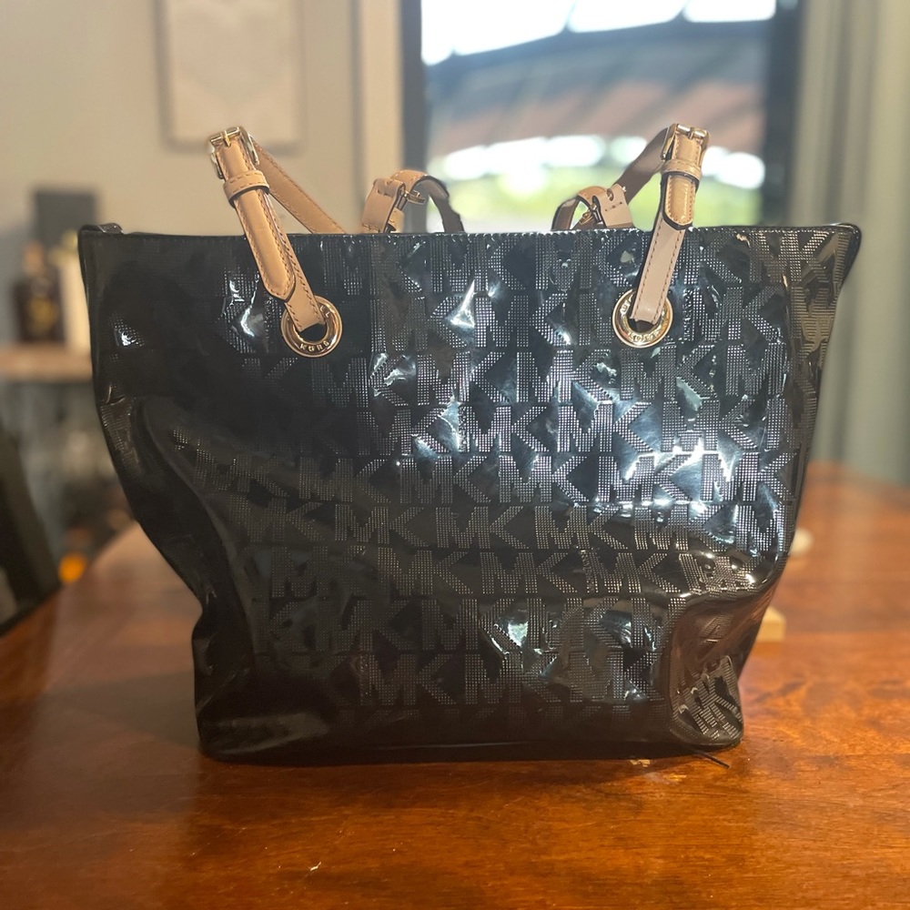 Michael Kors Medium Tote